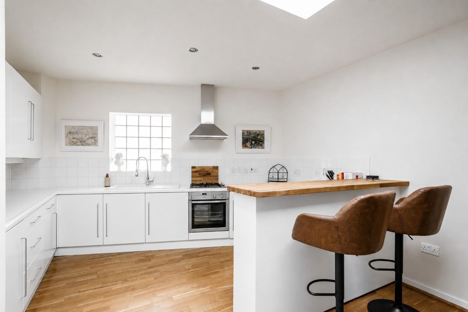 Property Image 701e3445-c5ad-4a9c-940d-153b5f8acdff