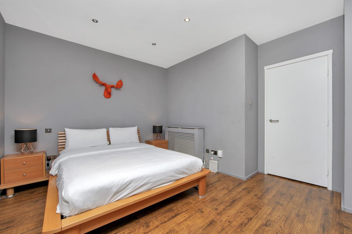 Property Image 701e9d04-028f-4283-a6ba-f30f35a132c3