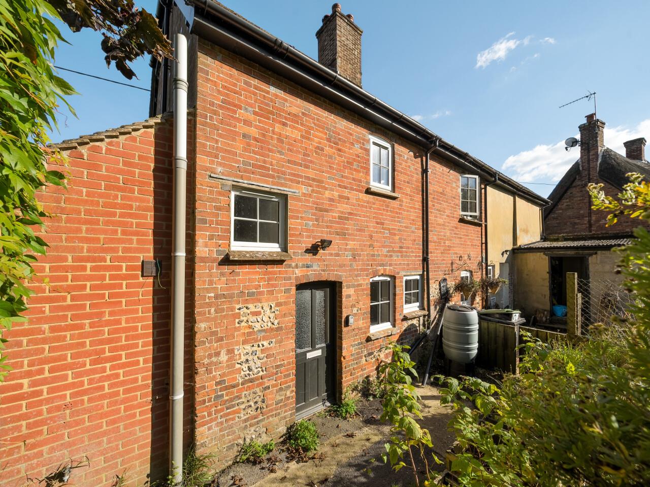 Property Image 70240c96-fbca-44e0-b5a0-a73a42d8b990