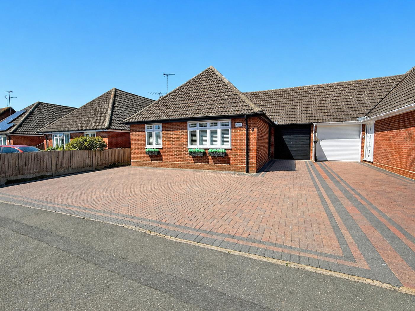 Property Image 70294ebd-08b8-43fd-bf4d-df86a893b7c0