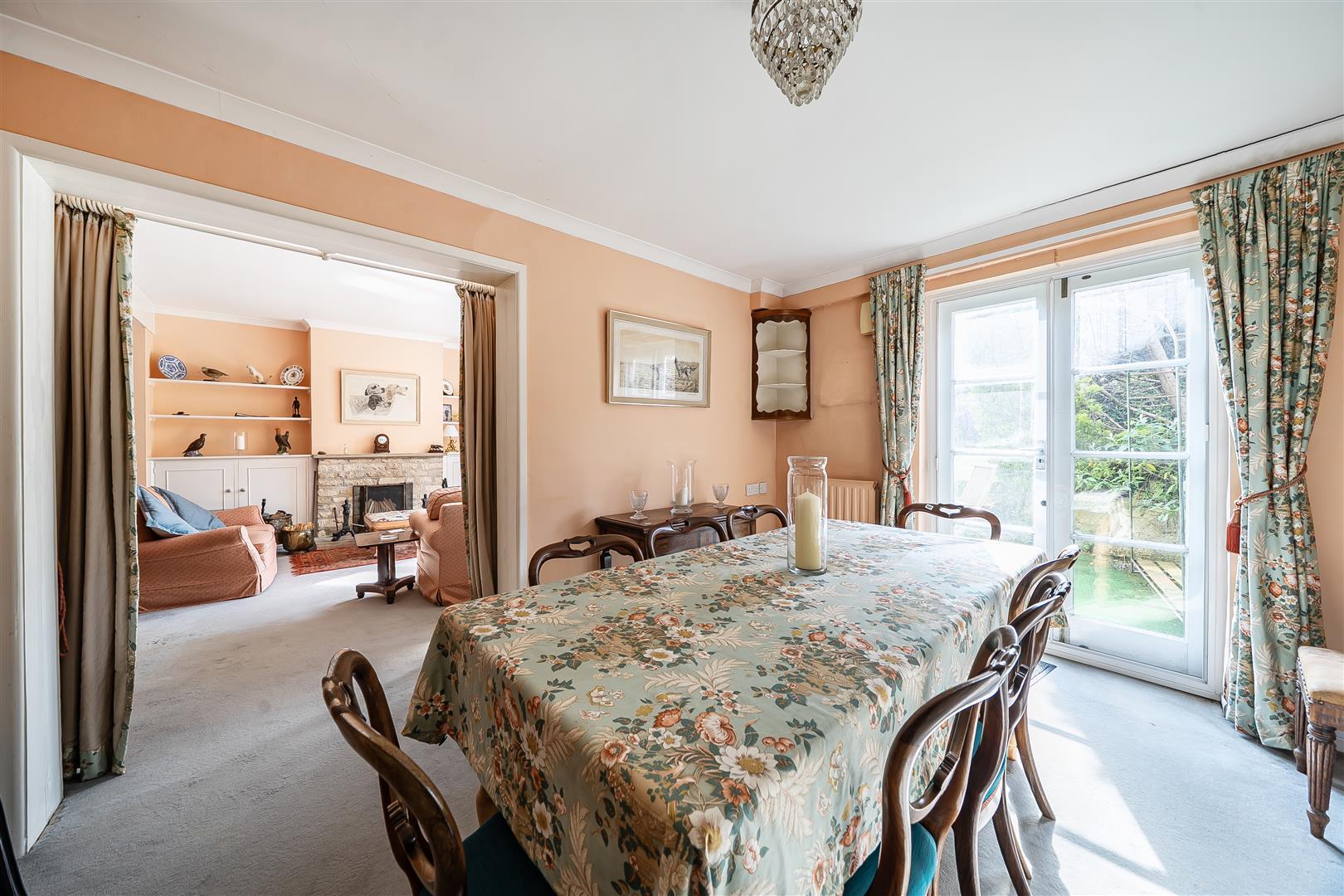 Property Image 703c9e44-2d54-46f2-8f24-1f385c23e427
