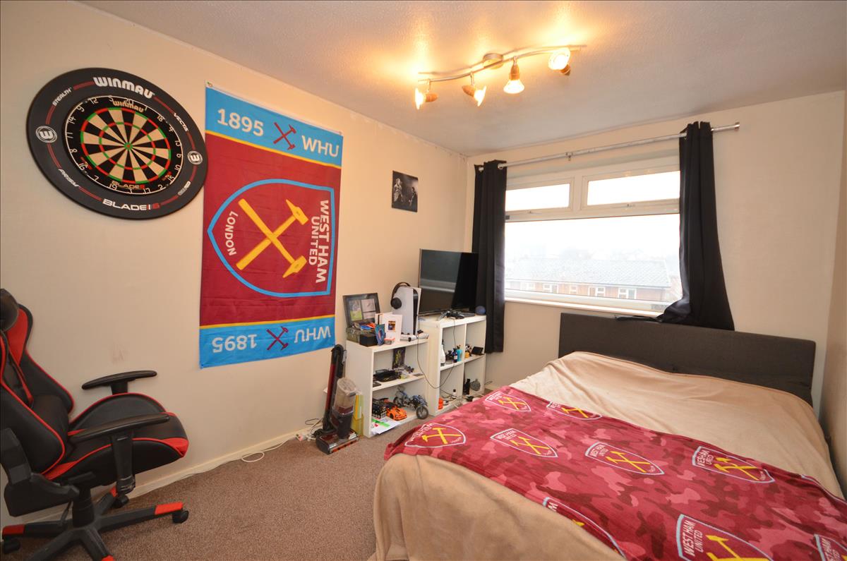 Property Image 703dfe7f-f761-40cc-b0cd-9cfeca67b8c2