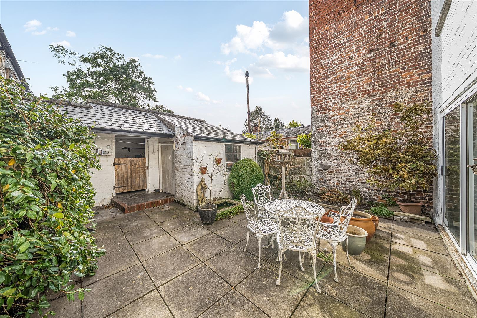 Property Image 7040a332-1cc2-4c19-96d3-0d56c1d57c64