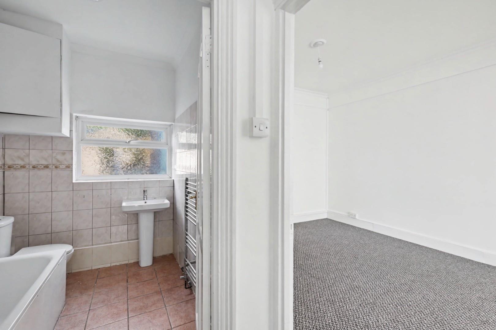 Property Image 704638d4-4355-4468-bf84-a6be199e5d46