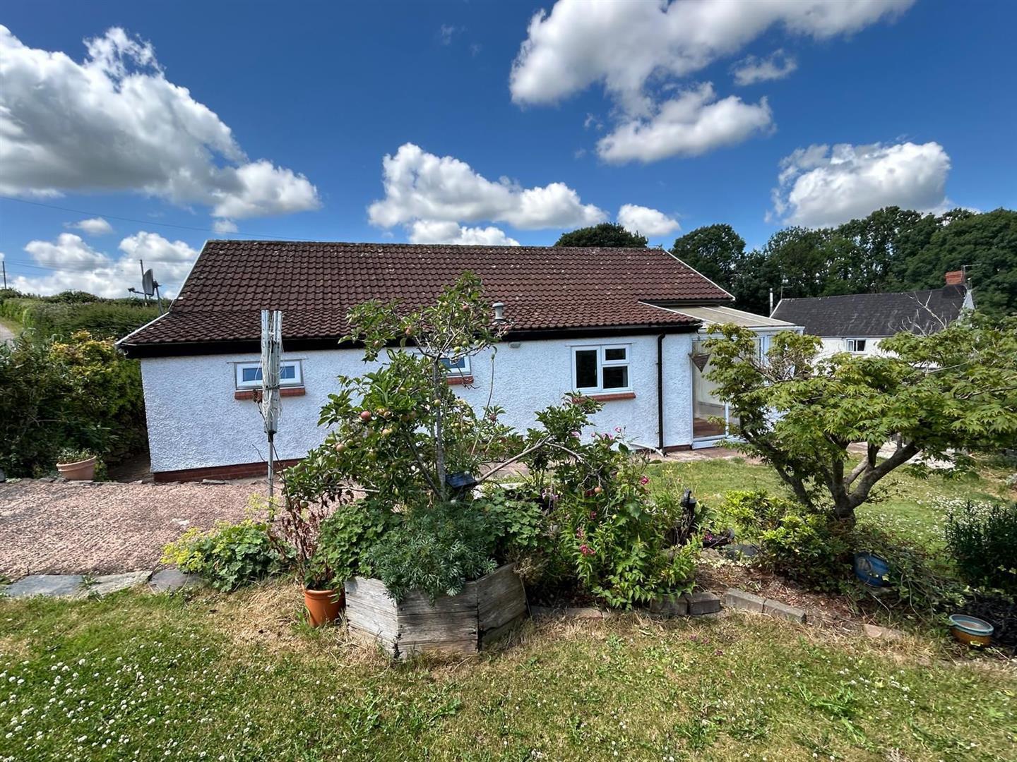 Property Image 70485591-e648-4cfd-95f4-6b486ddc06ff