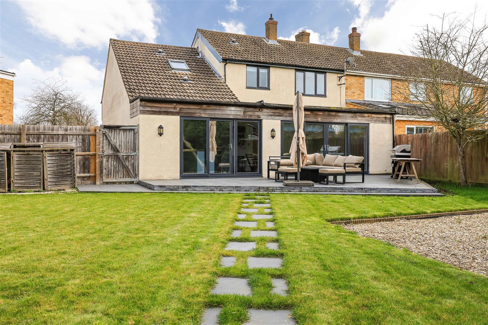 Property Image 704e6040-4dae-449a-b0c1-13b7ca75a619