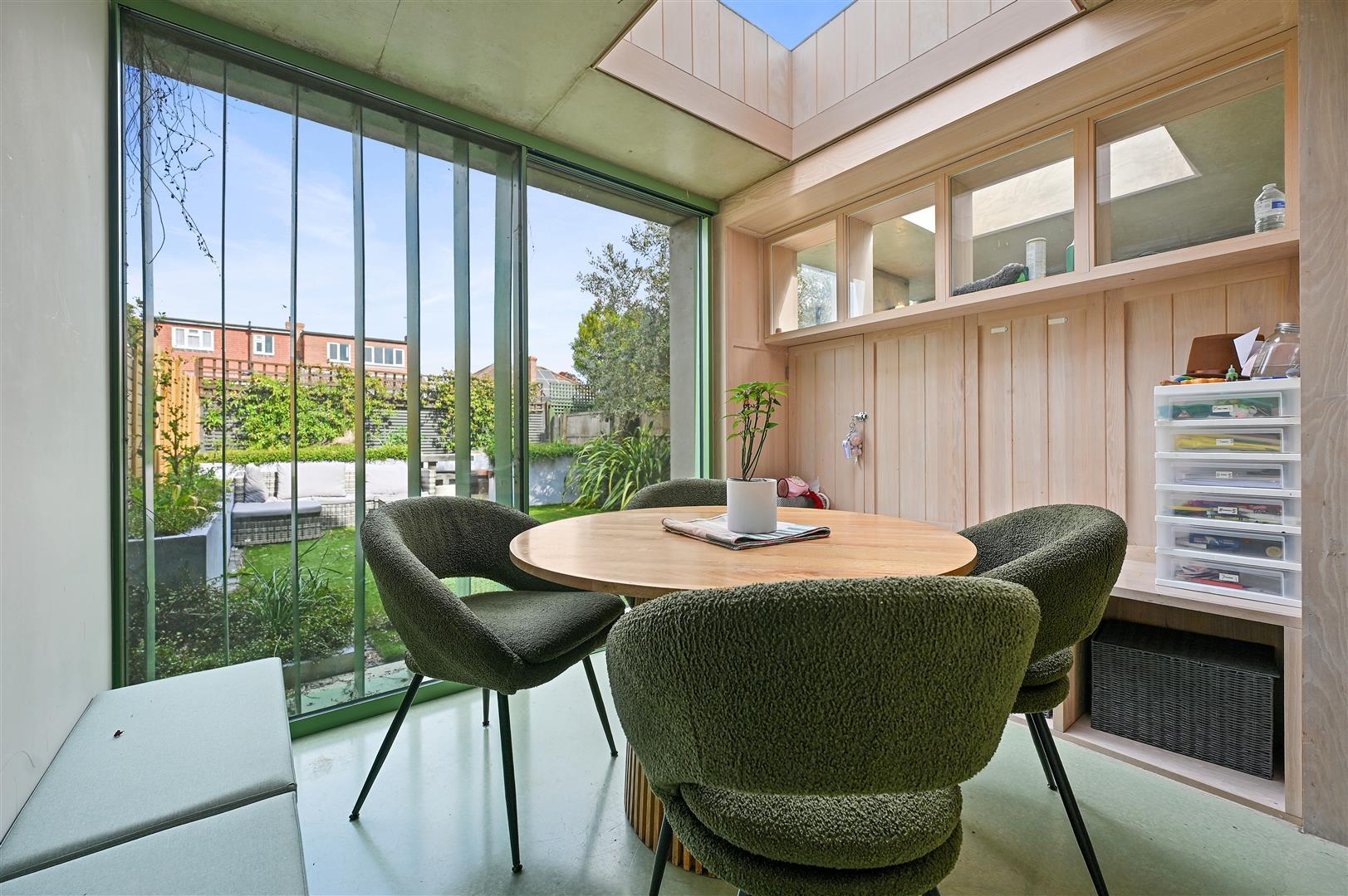 Property Image 705fe01d-a4c3-46d4-bdb2-d87733785067