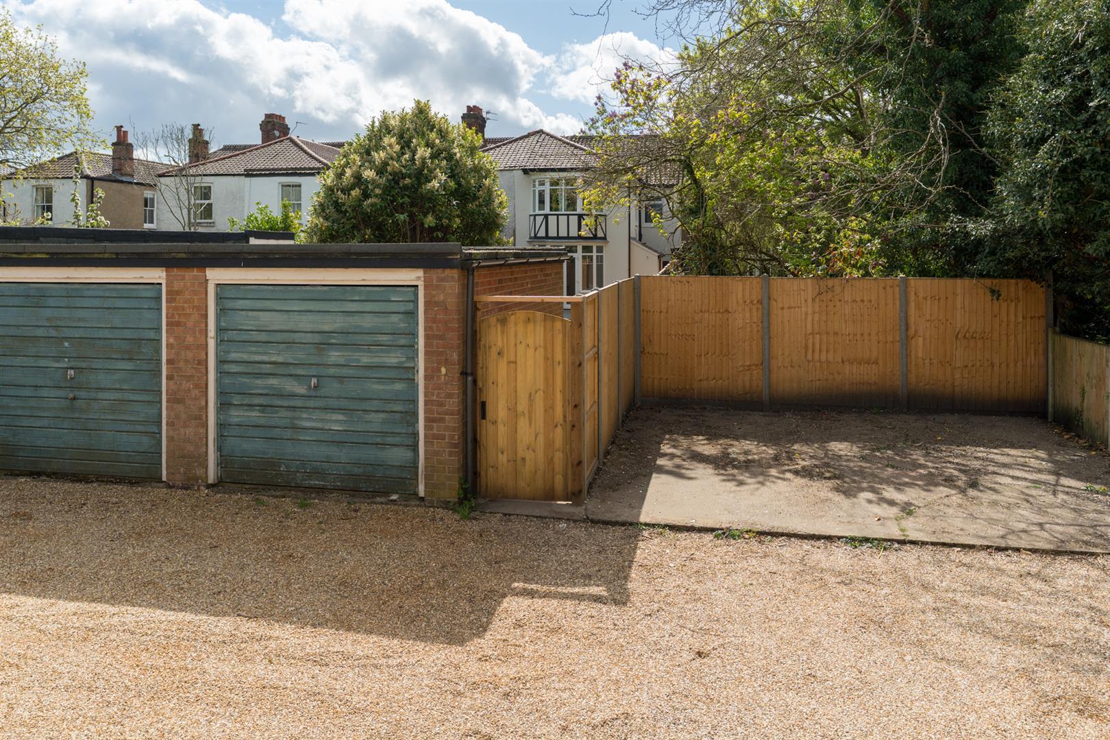 Property Image 70641893-1834-48ec-beb7-7e1c2008987b