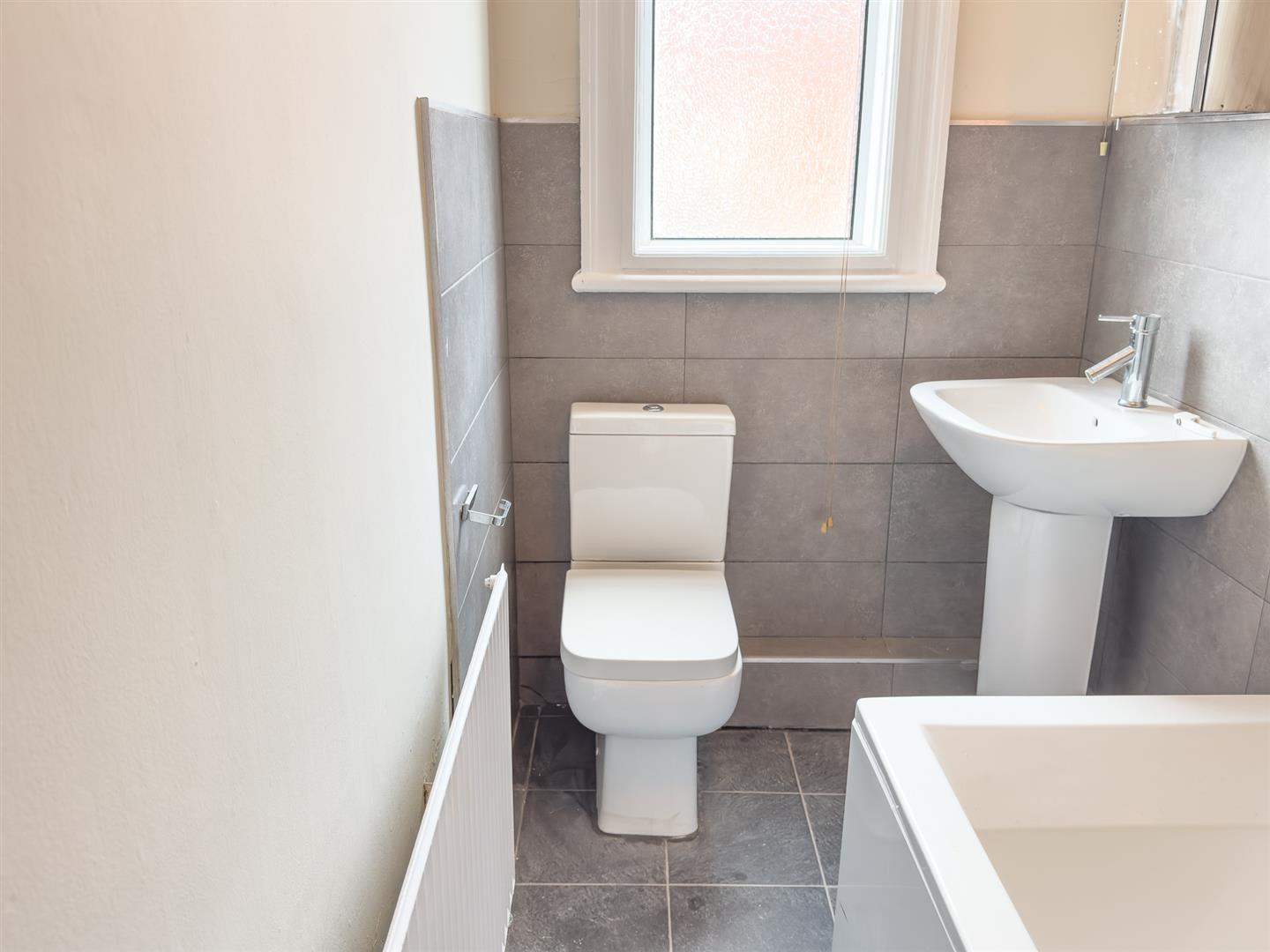 Property Image 706da368-ca01-47be-8d14-fb20a9ff397b
