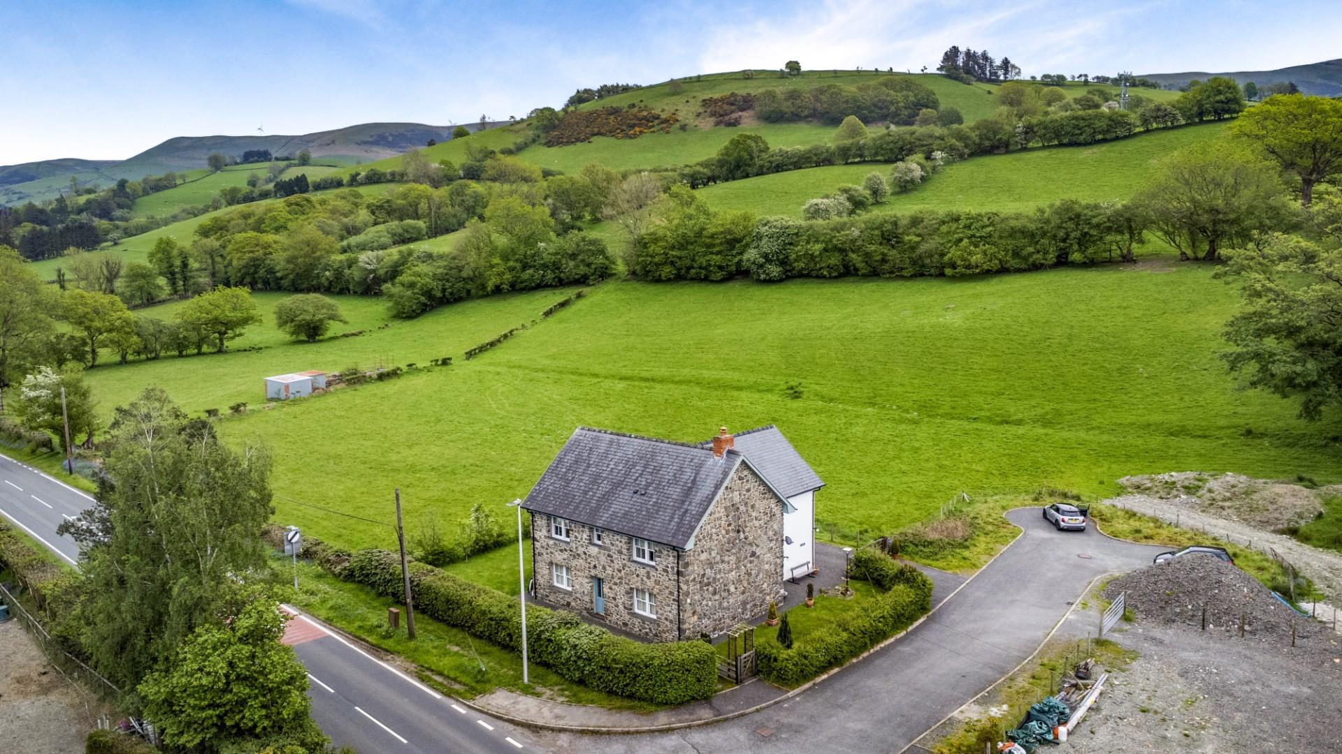 Property Image 707cb4bb-8932-4a29-9154-dc5a0a6c3da9