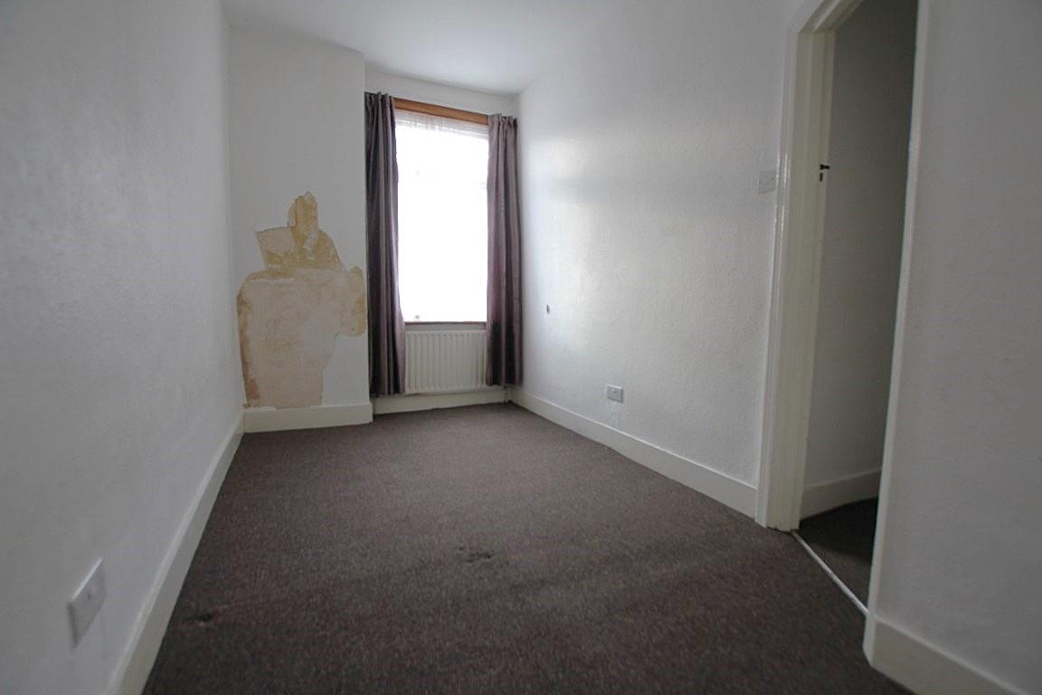 Property Image 707cfa7c-dc86-4c1b-8dcb-1abf390eb8d5