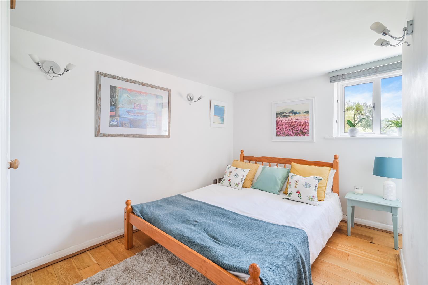 Property Image 708d8deb-1558-44ef-a4eb-f1c0a628ca3a