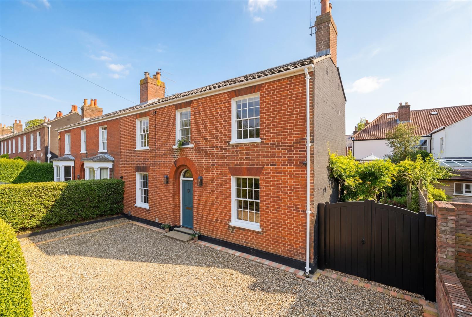 Property Image 709d3e64-f163-4a30-9e0d-f5aae12ed15e
