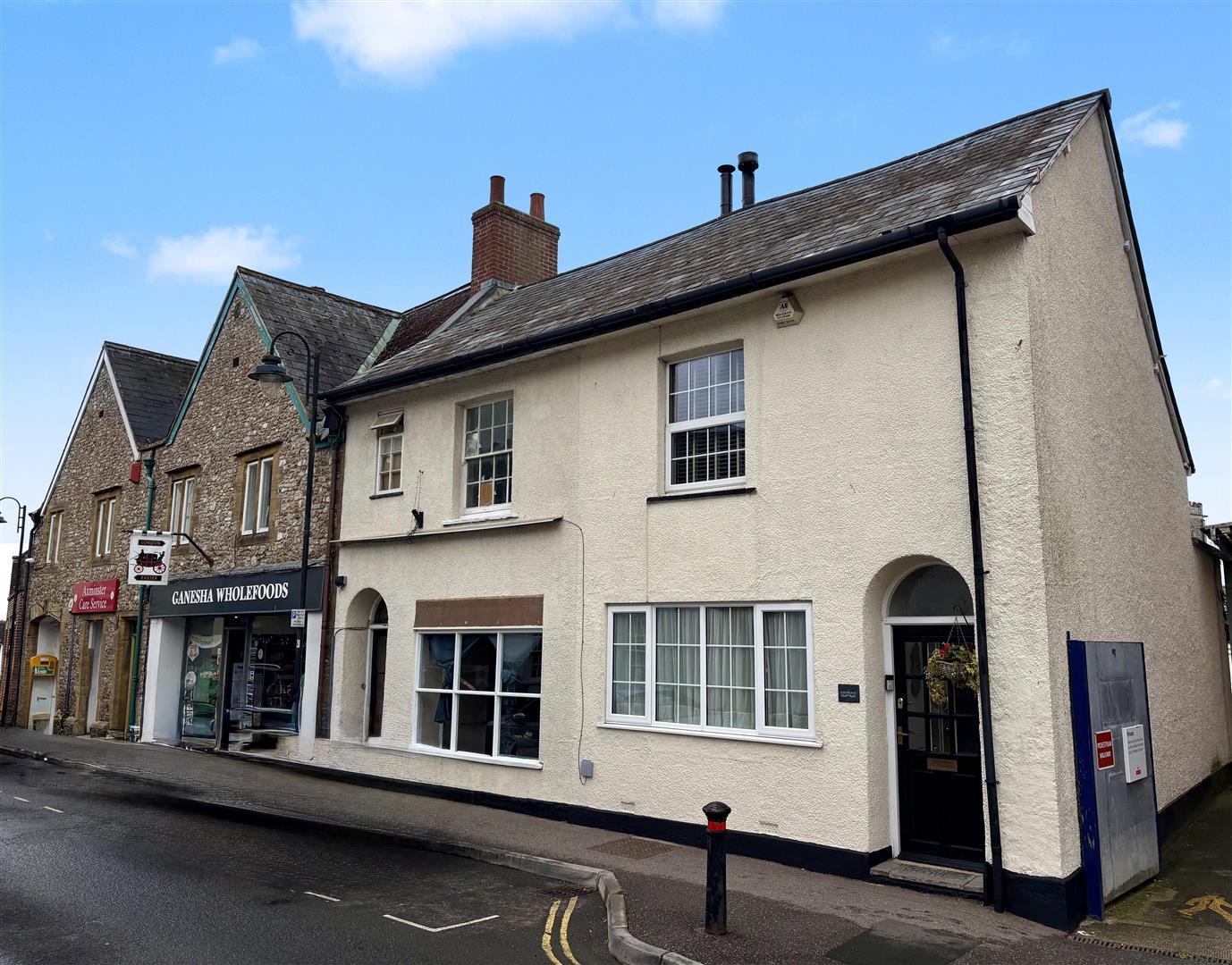 Property Image 70a21695-b4de-48c2-b3cd-42fbf10473f4