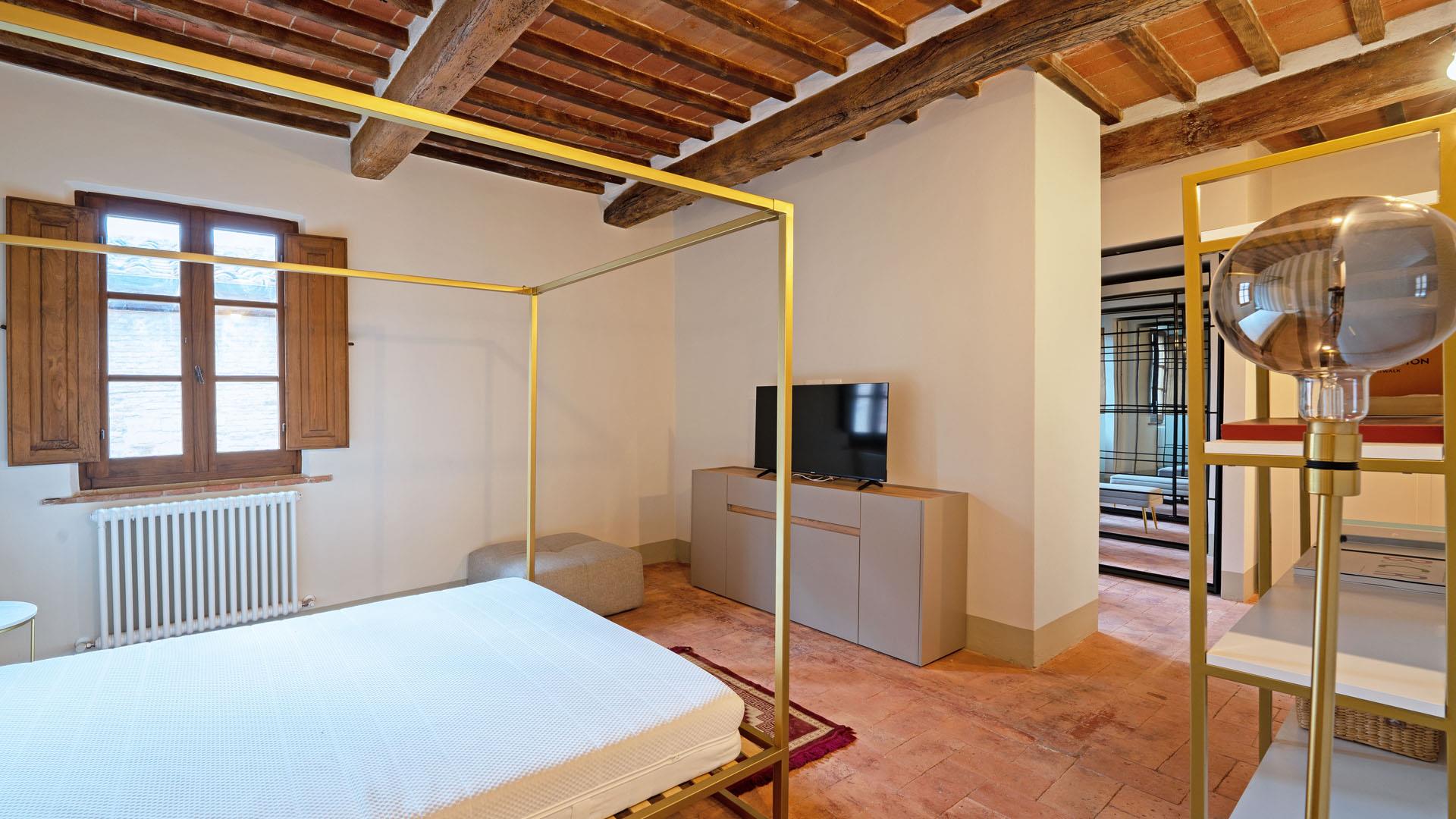 Property Image 70c91bd4-5e00-46e7-bd3c-6ff9fbfd4a49