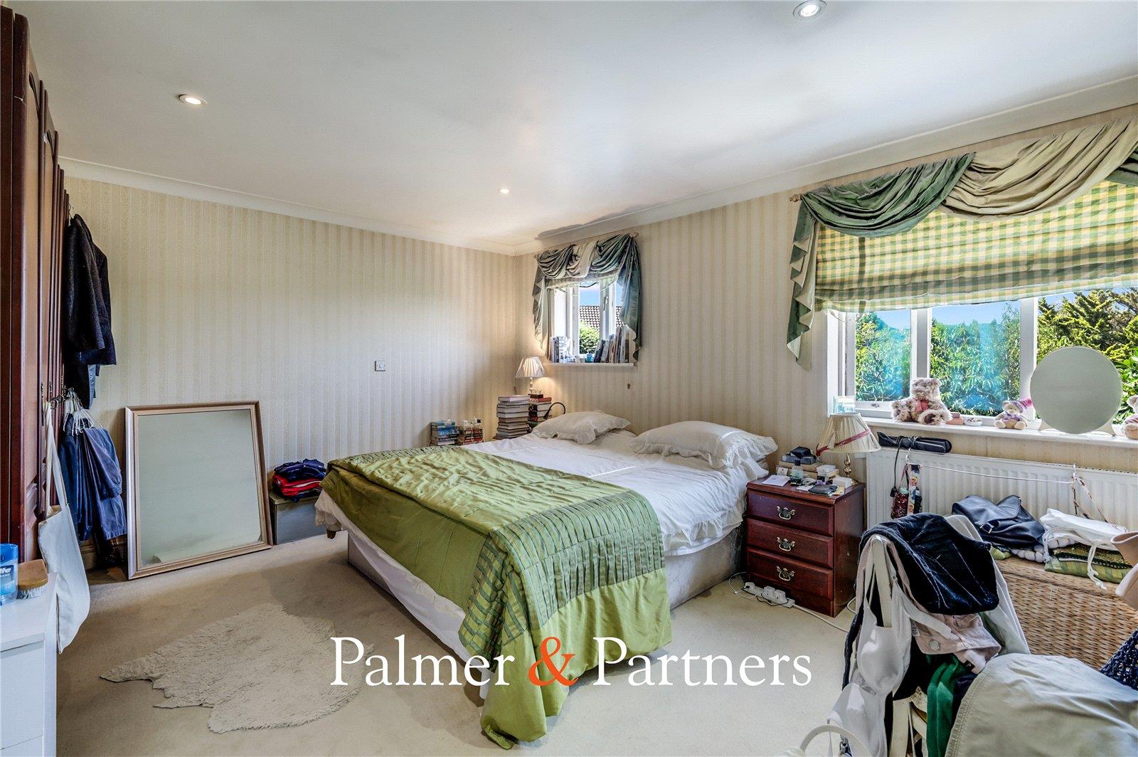 Property Image 70c9ea5a-bd51-41f2-813f-eec3465dd15d