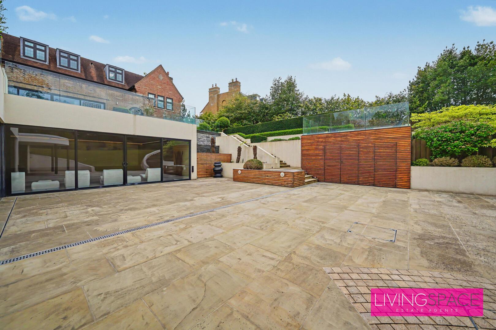 Property Image 70cfea32-7a9d-4842-880a-f52fb164e692