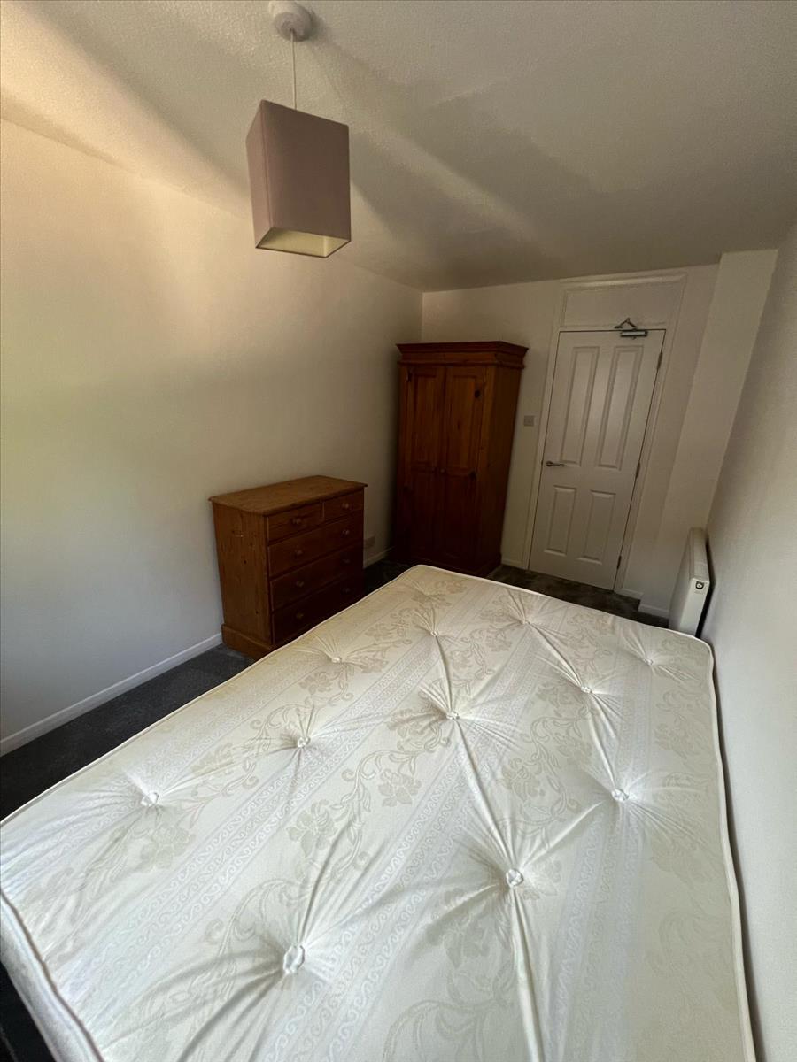 Property Image 70d78ab4-3951-4fa2-84be-10cdc9663e38