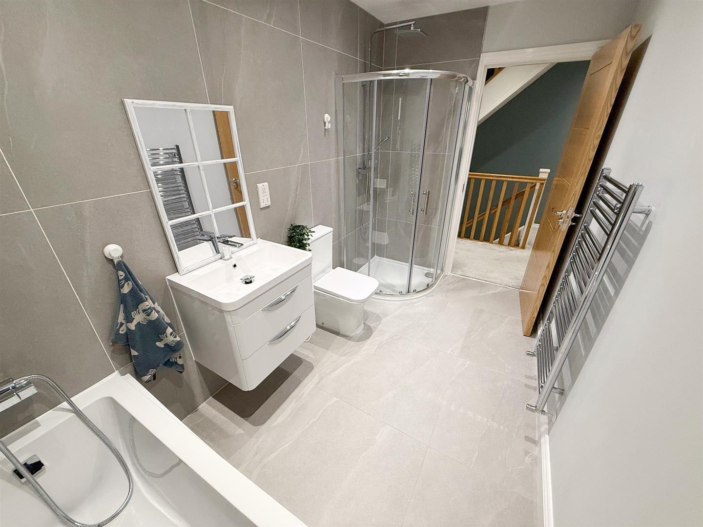 Property Image 70d90f94-327d-486e-a008-ef660623cf0d