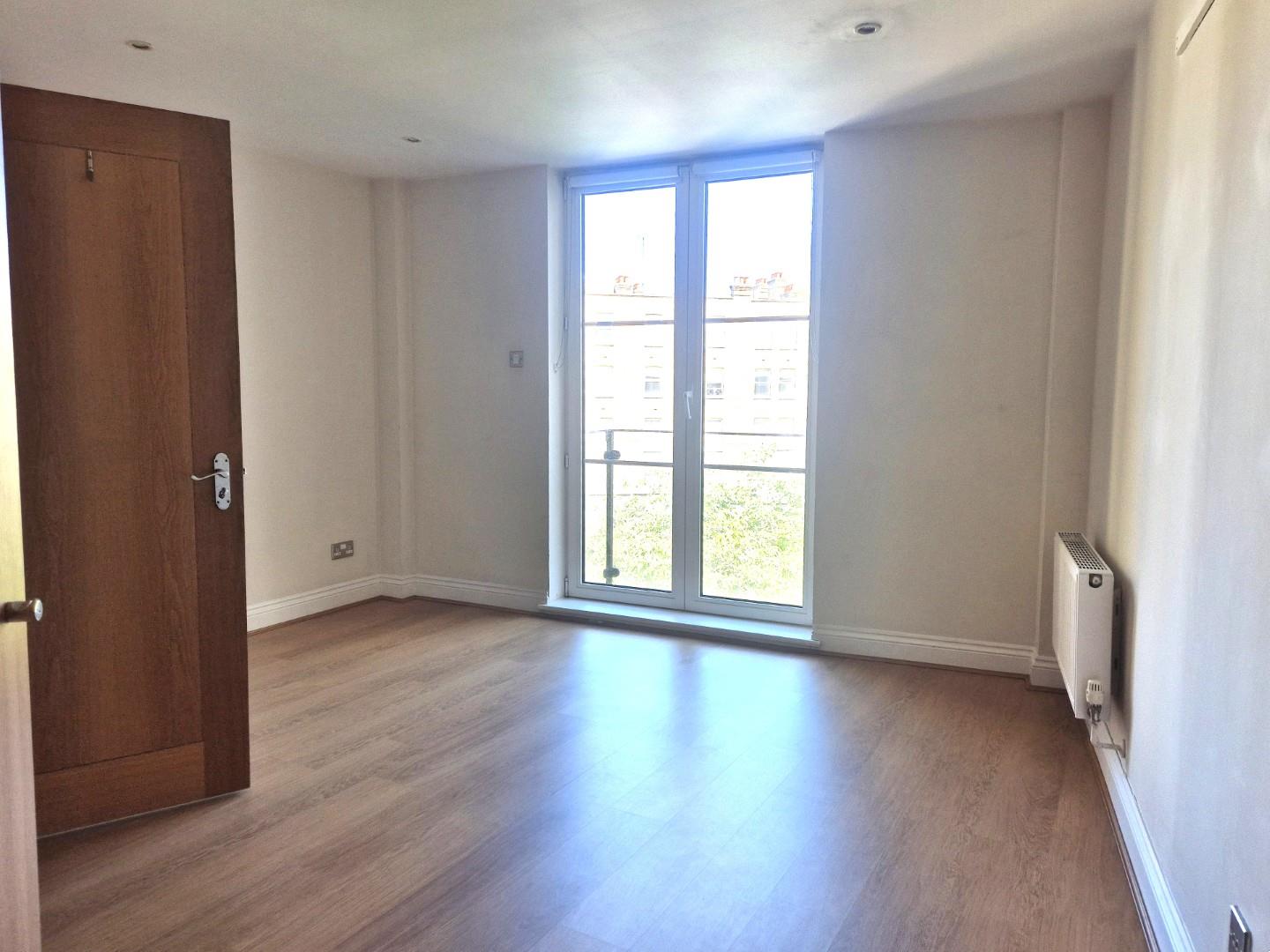 Property Image 70fa29d8-91a2-4c97-9894-314afee97bab