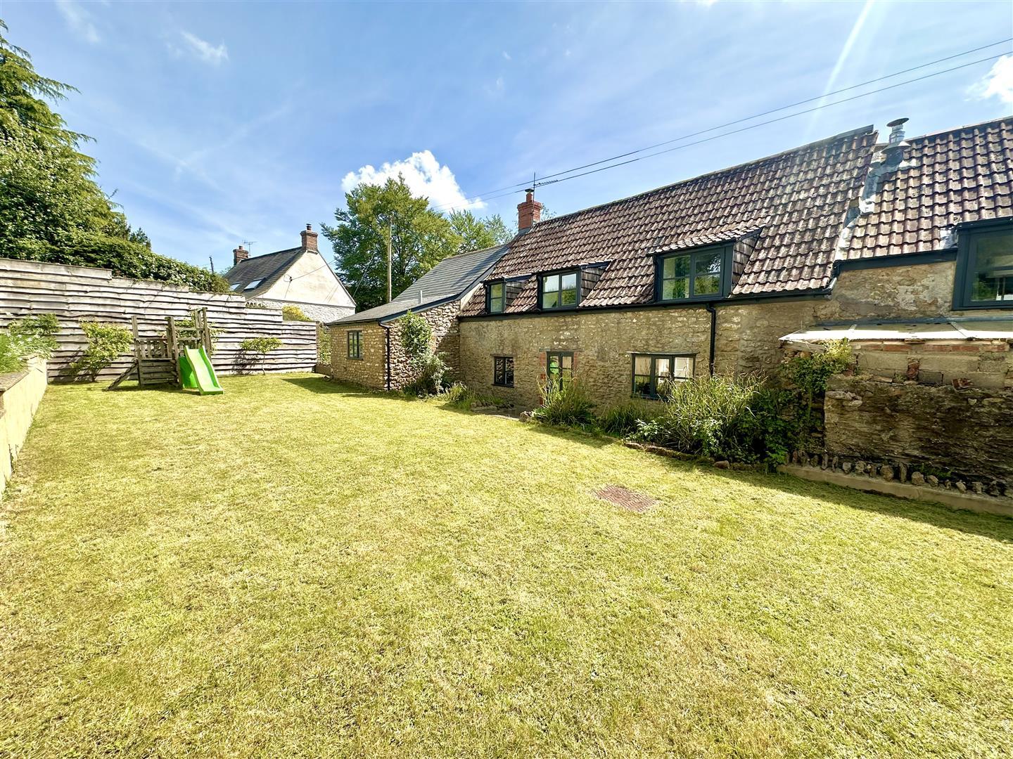 Property Image 7113020f-3f98-42e5-834c-8a507dc71491