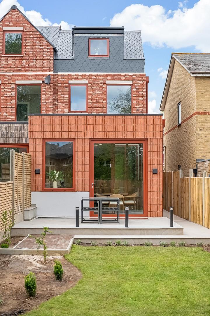 Property Image 711da8c5-ca4b-44a4-83f8-3434e77ad50a