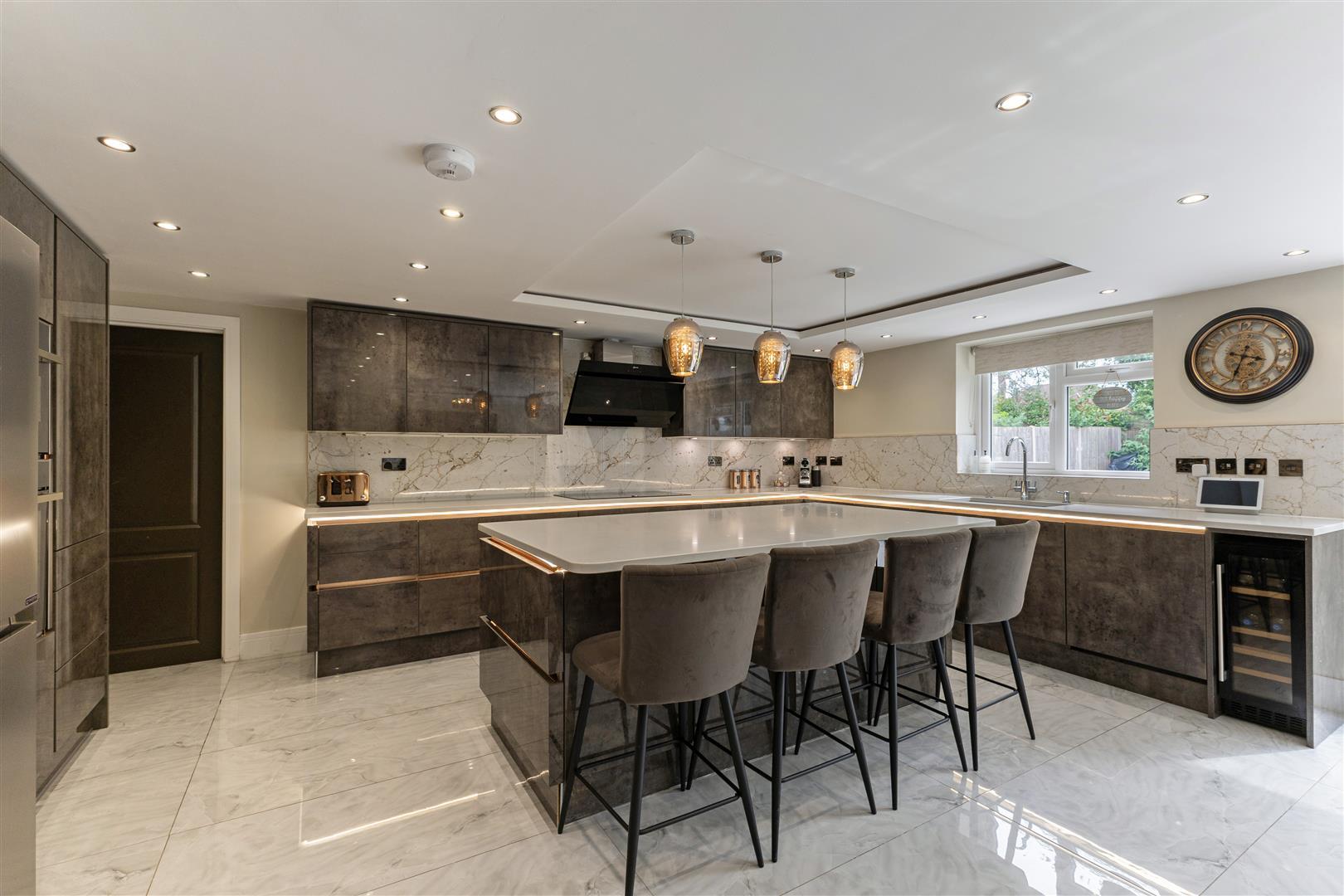 Property Image 712d1655-c7cf-48ea-978a-be8508e4e828