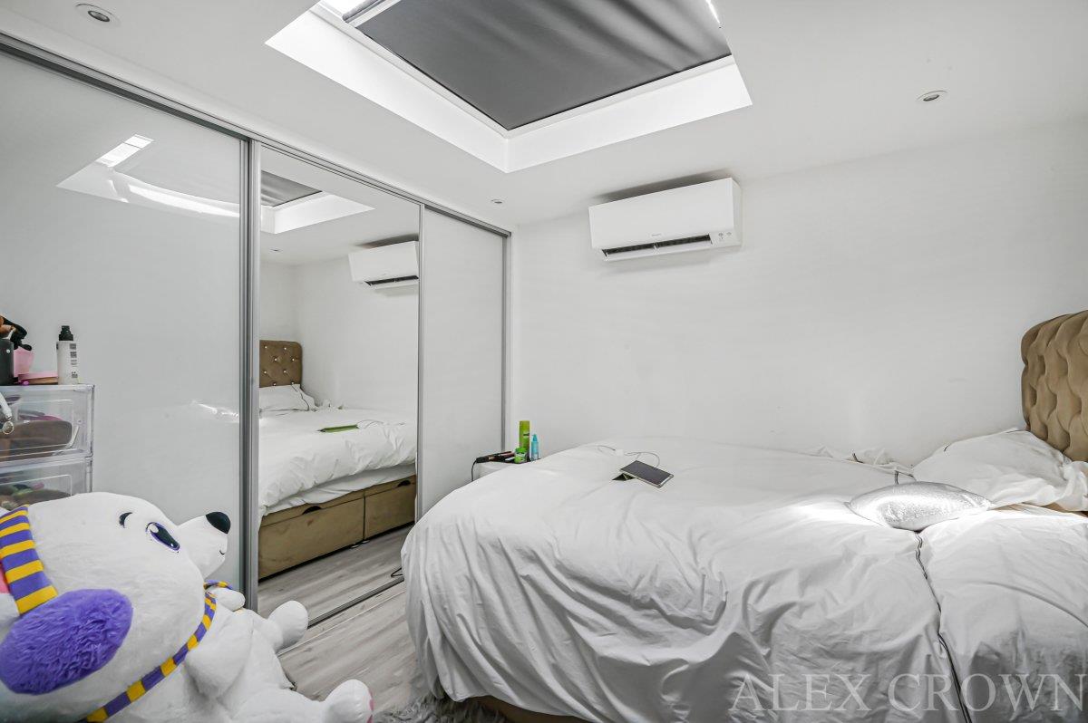 Property Image 71316a88-8c33-4764-8cb1-86b0075313fd