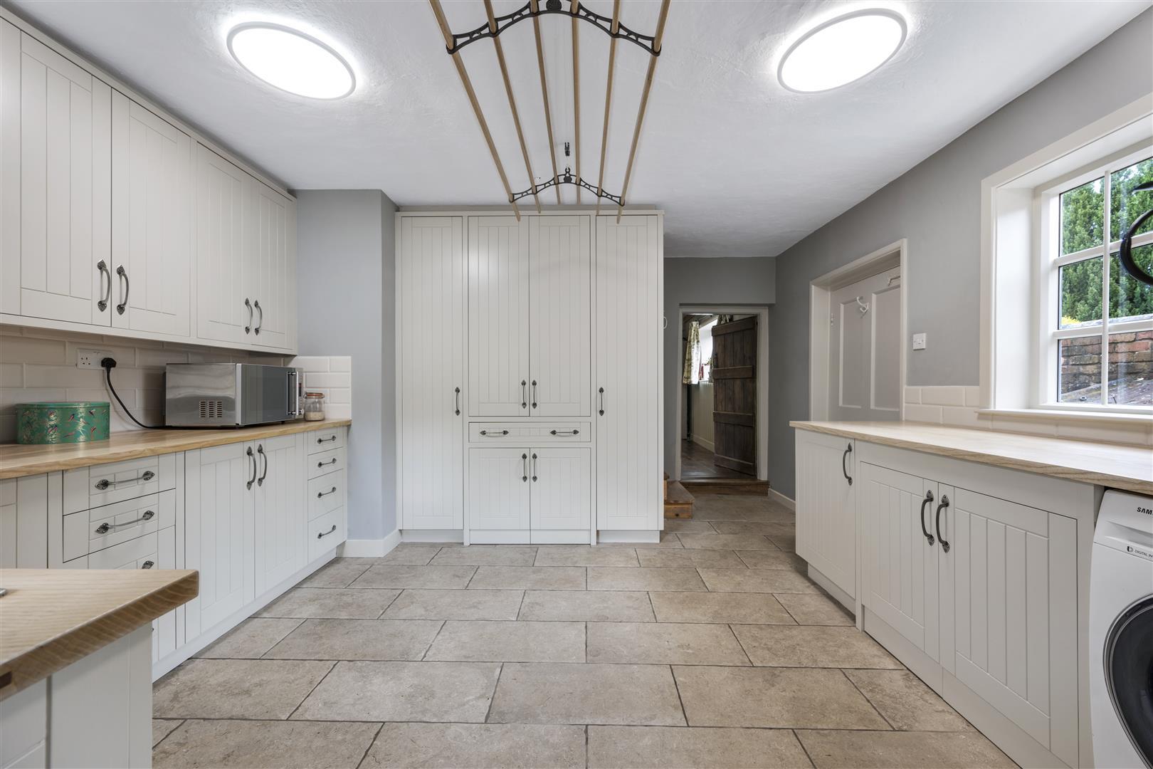 Property Image 71435fad-9b6d-4399-85ec-24824556a896