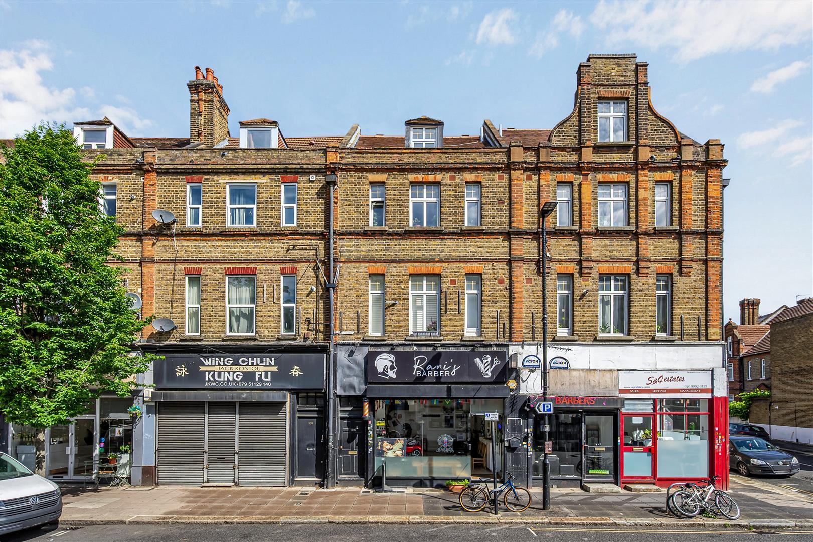 Property Image 714e6909-d483-43f4-aee7-ba012281d63b