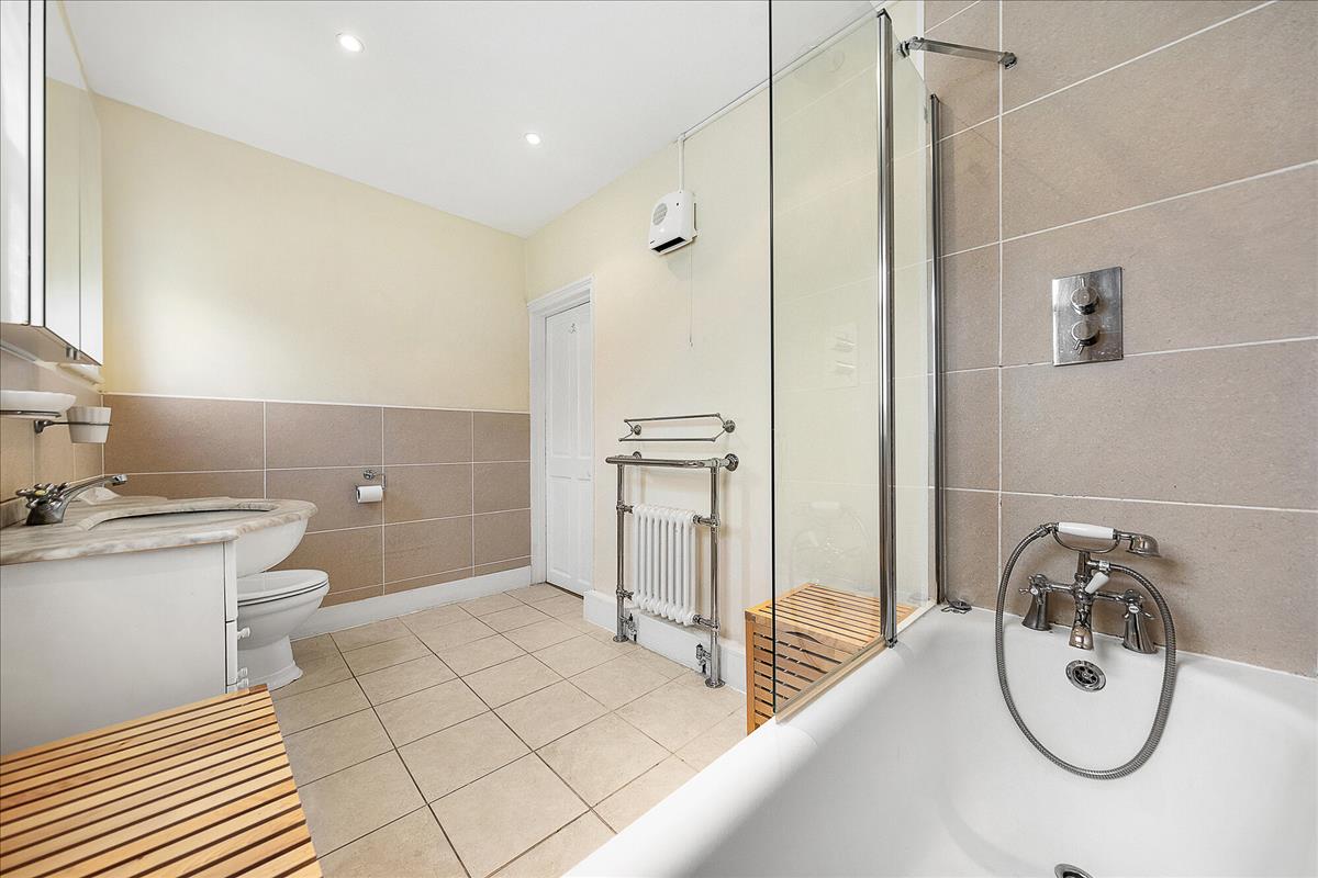 Property Image 714f8080-7d3d-454c-aa1f-efd58783e2a2