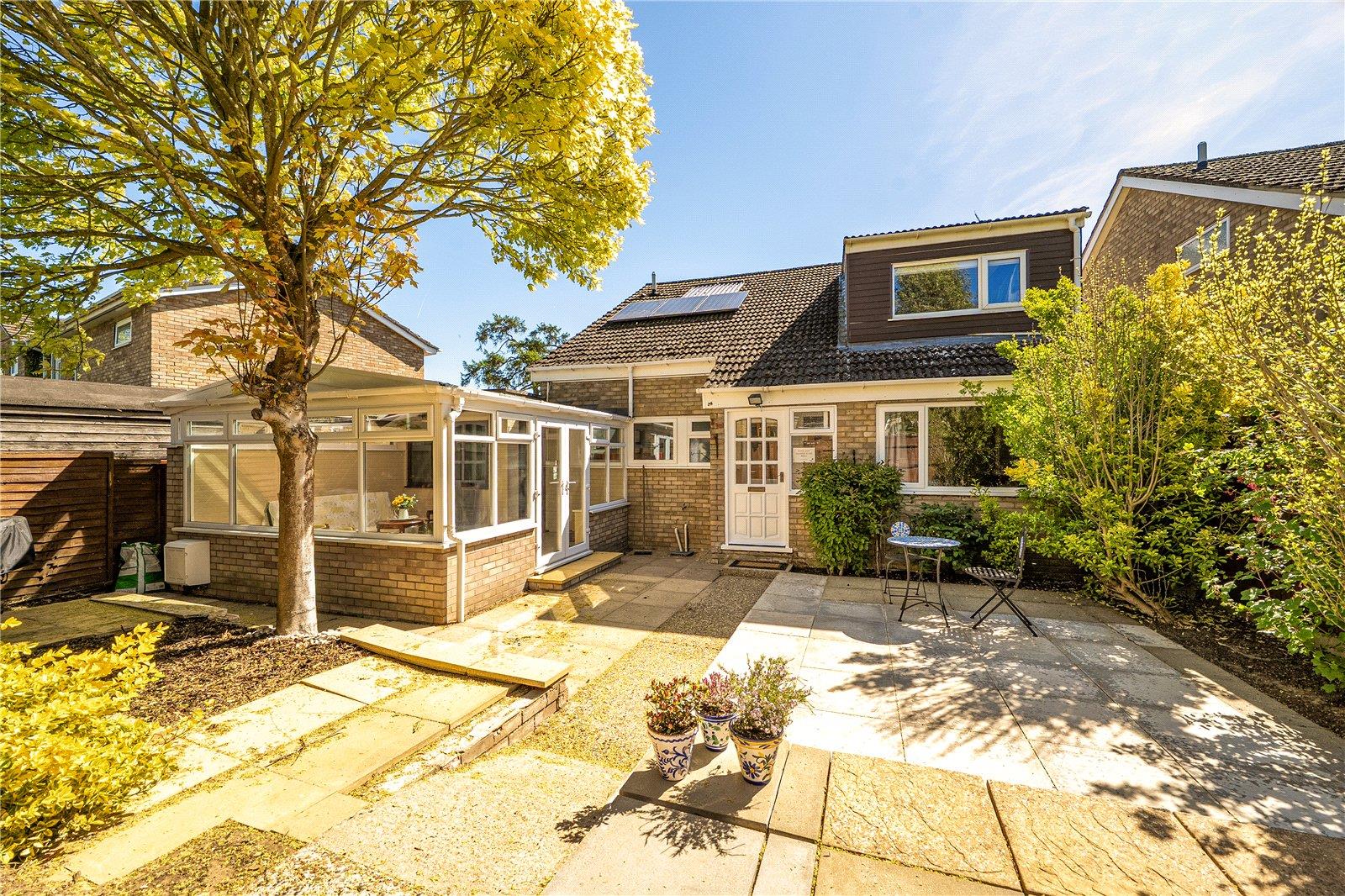 Property Image 714fafc5-318f-42f3-a35f-8769c1e4d138
