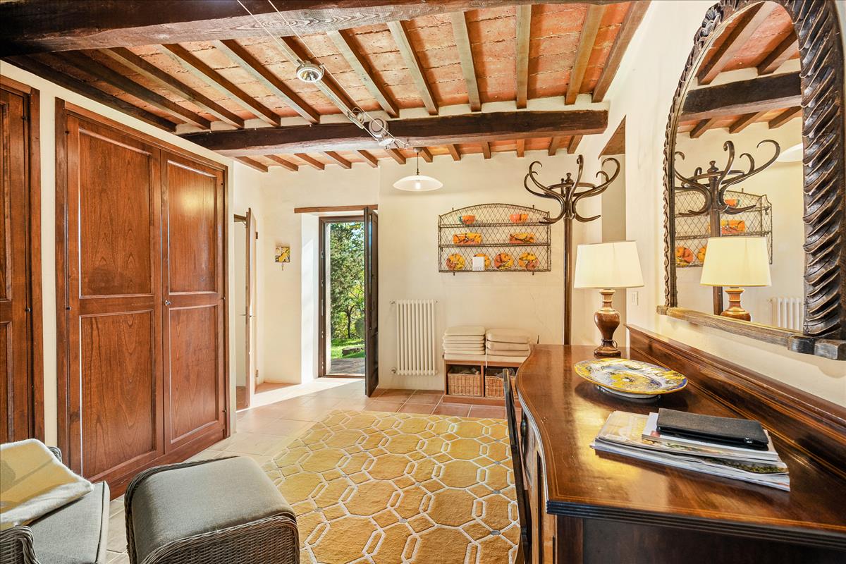 Property Image 71578abe-2da1-4d3c-8d30-6a07ff6fd635