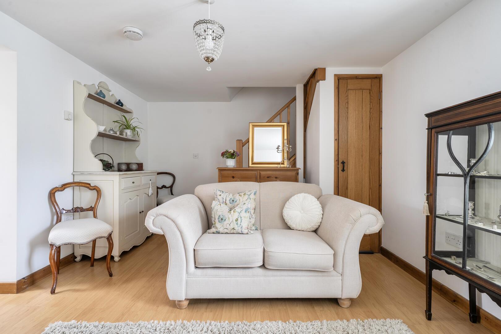 Property Image 715d4c34-80f0-43cd-b3f1-3fb1aca6f062