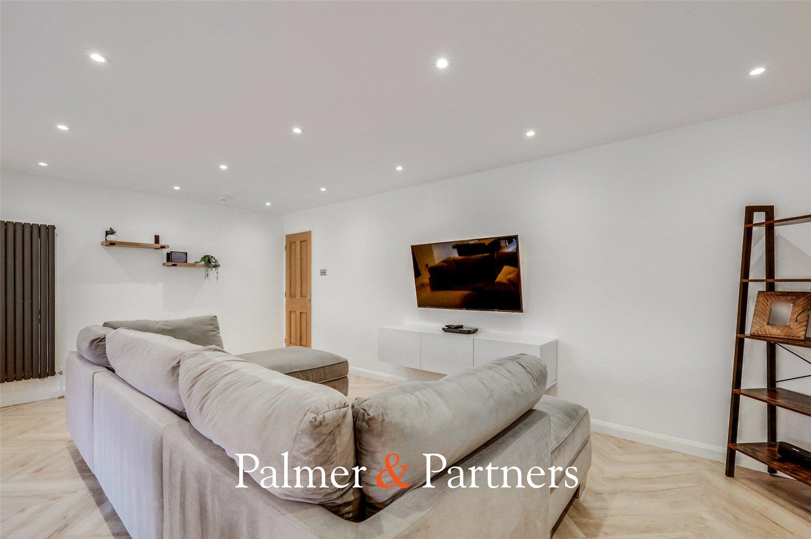 Property Image 715fa7bb-acb8-4a3d-a59a-d45307c8887d