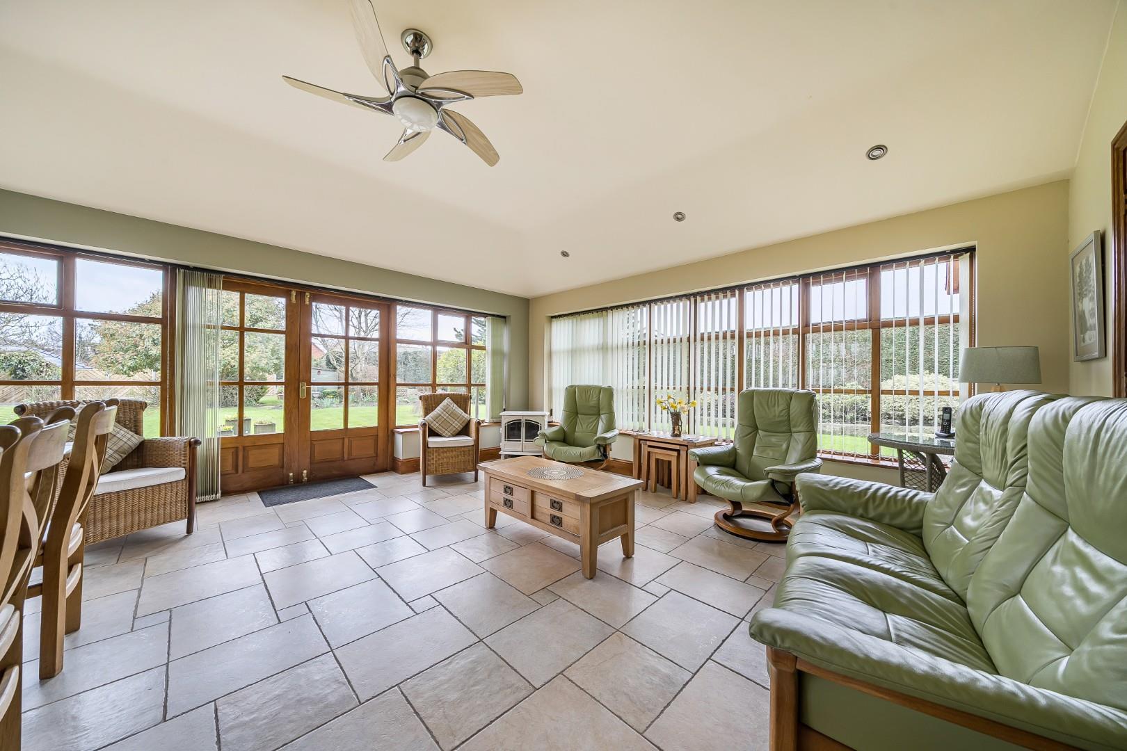 Property Image 7162cf47-8334-4cbd-8e49-380403b2ccd9