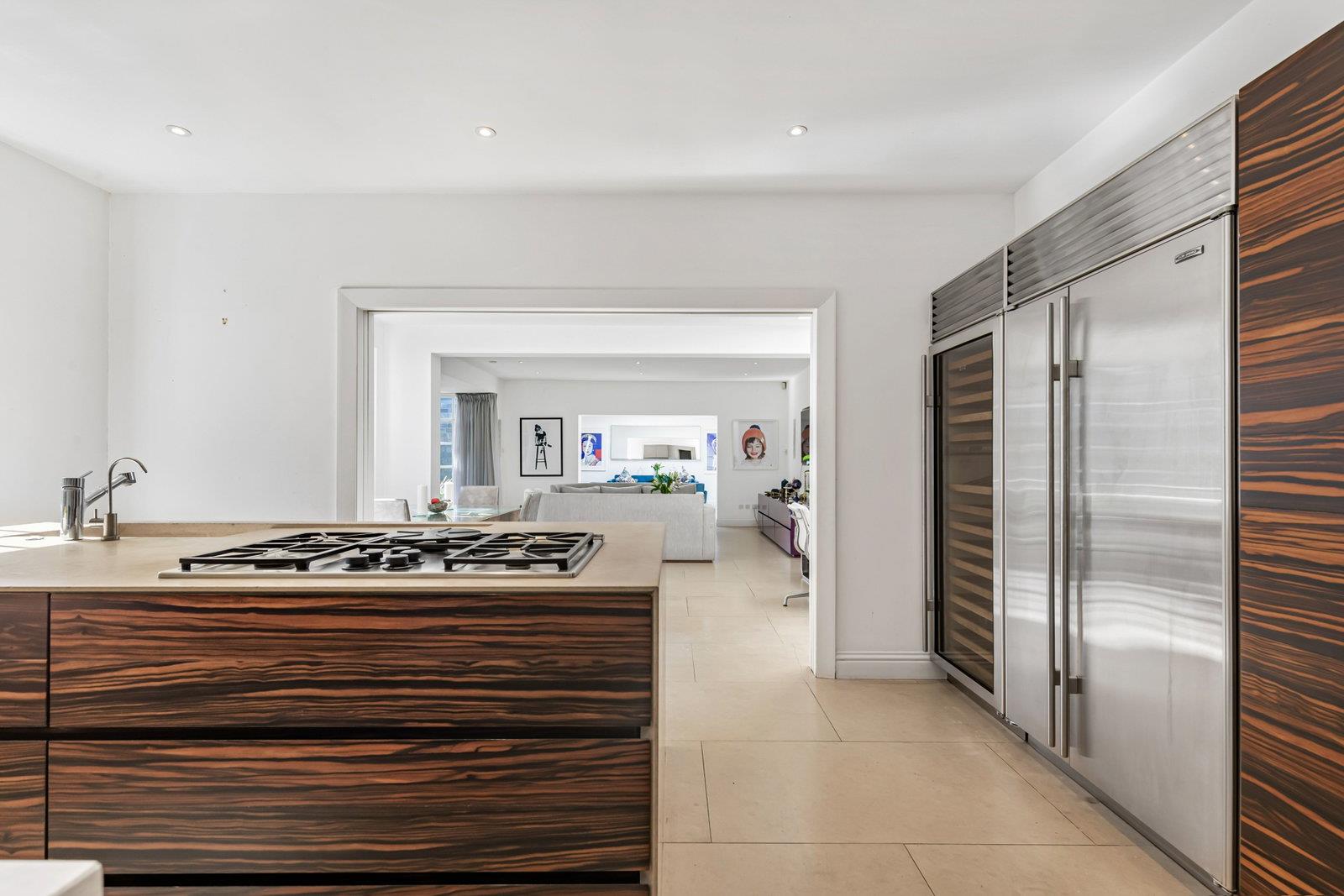Property Image 717a54fb-483b-4e15-9d2b-e9273d55742a
