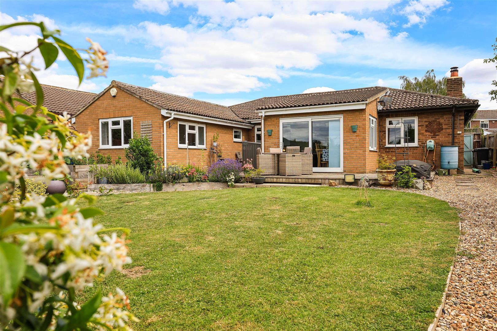 Property Image 718e692f-0071-4c48-a0aa-77487e2d74c5