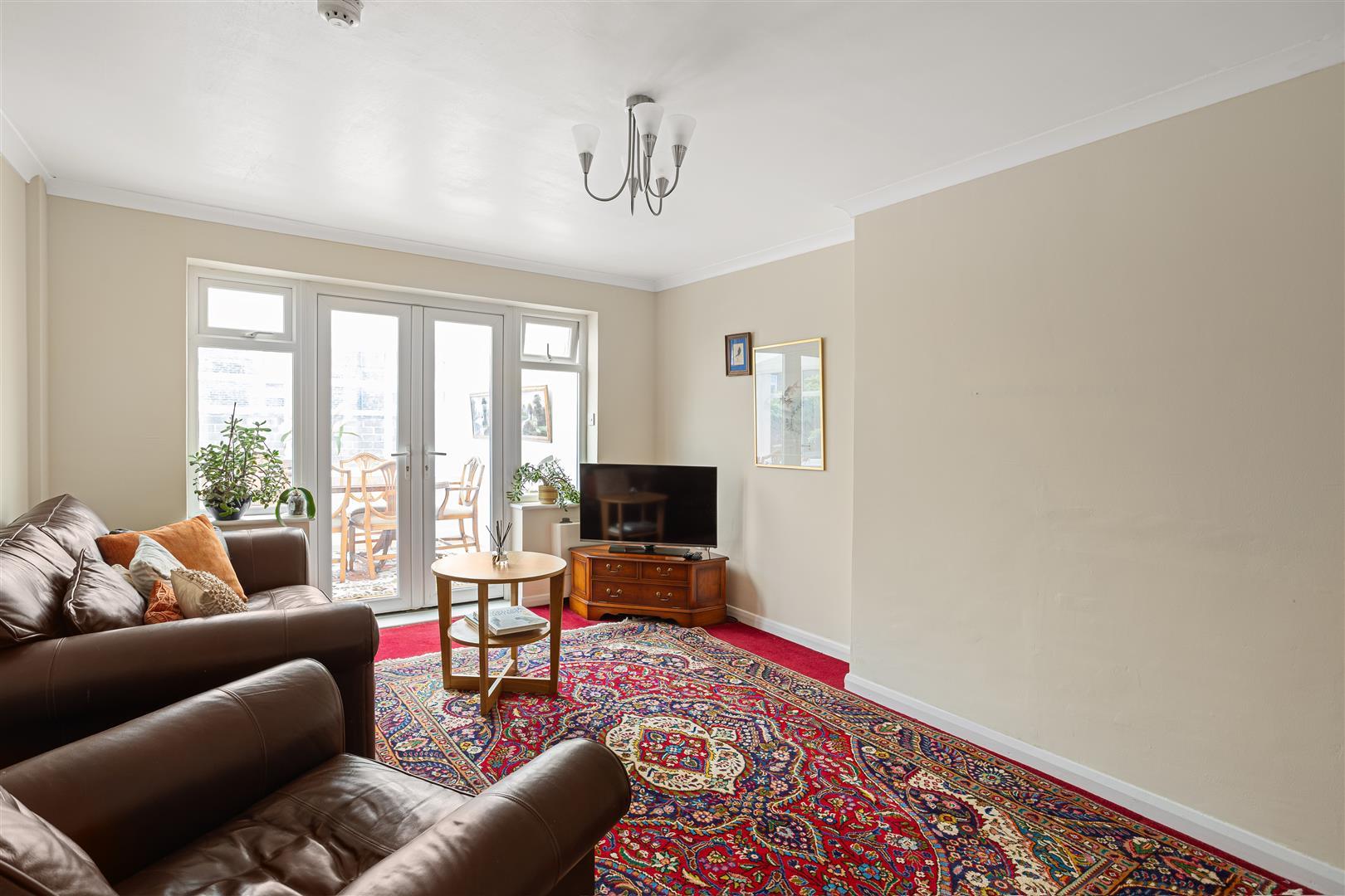 Property Image 719758ba-68fe-4ca8-8df2-8d422b430605