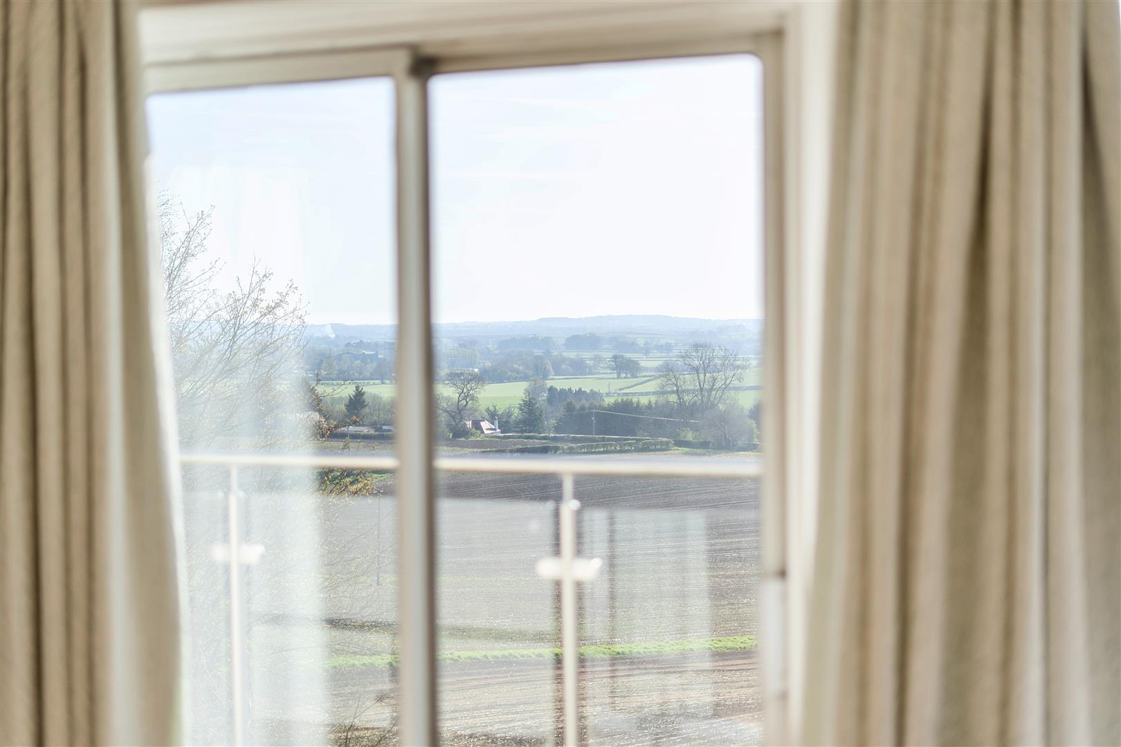 Property Image 719ee6cc-45c5-4374-a713-789c1e32232c