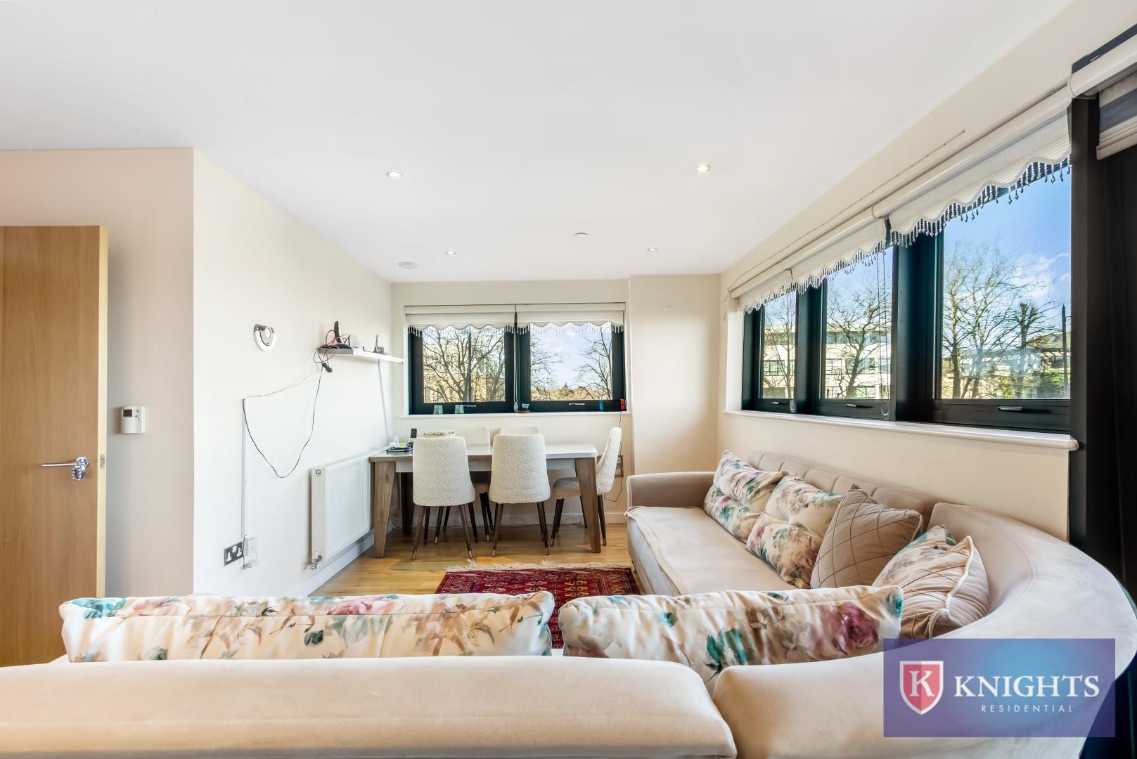 Property Image 71c3a9ef-5c78-4970-883c-e3c8dd9373f5