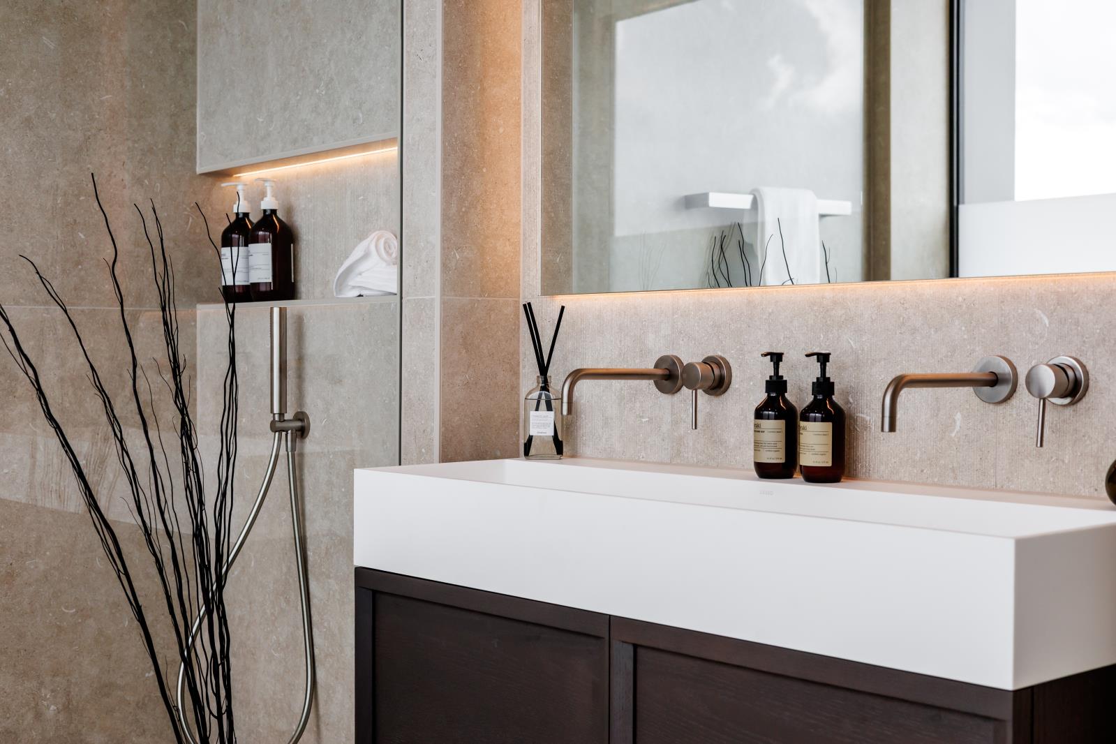 Property Image 71cf3a0d-14d0-473d-8833-178a8f4a0aad