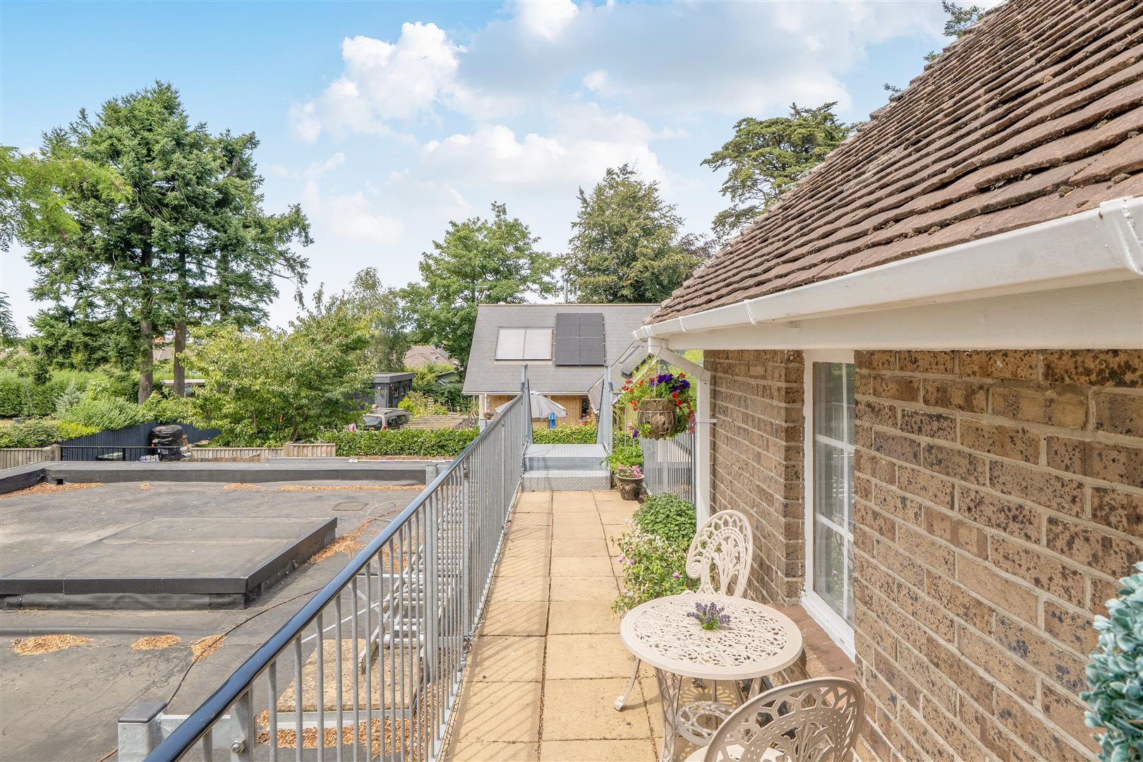Property Image 71dfeaf0-d3bf-402f-87b9-48d87e7fc793