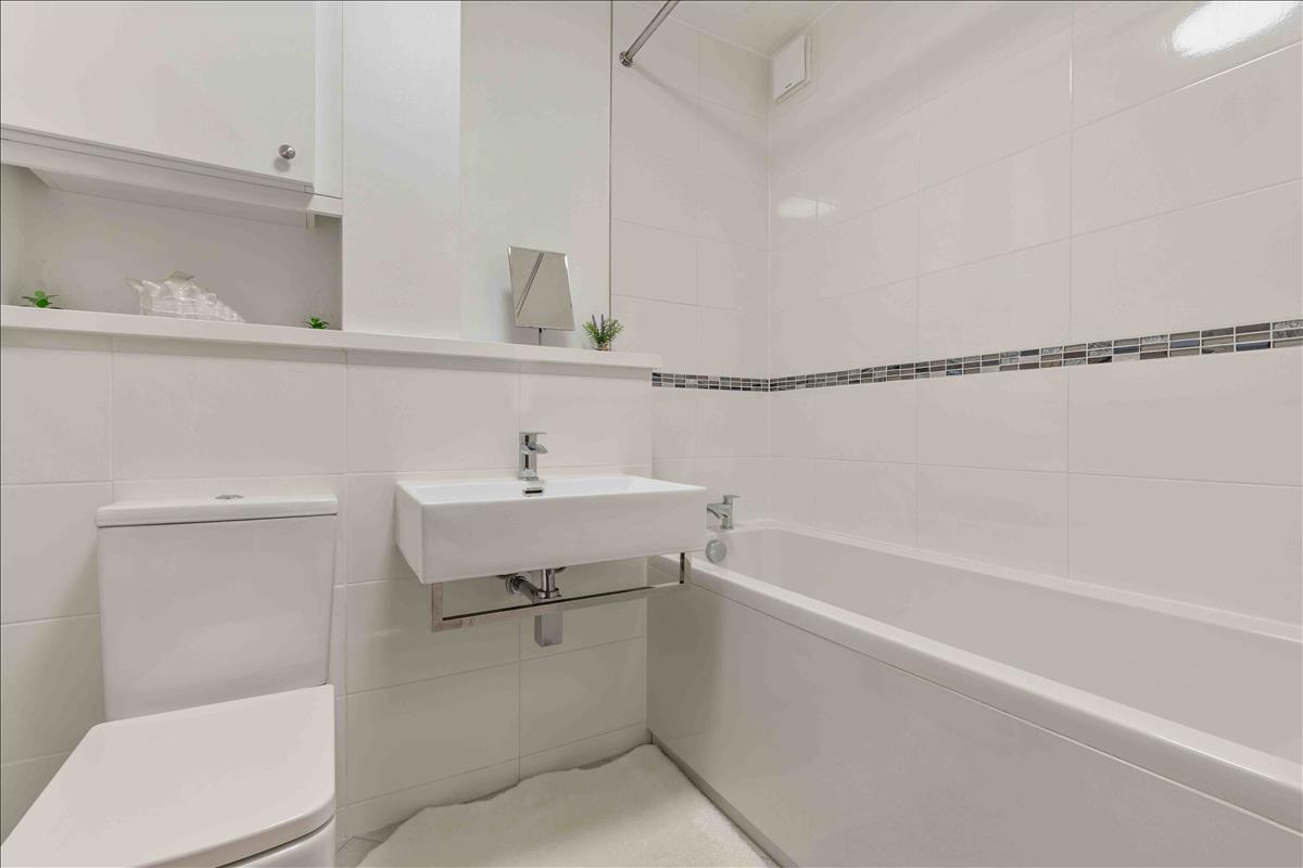 Property Image 71e14310-303a-4bed-8a78-21d05d64e7a4