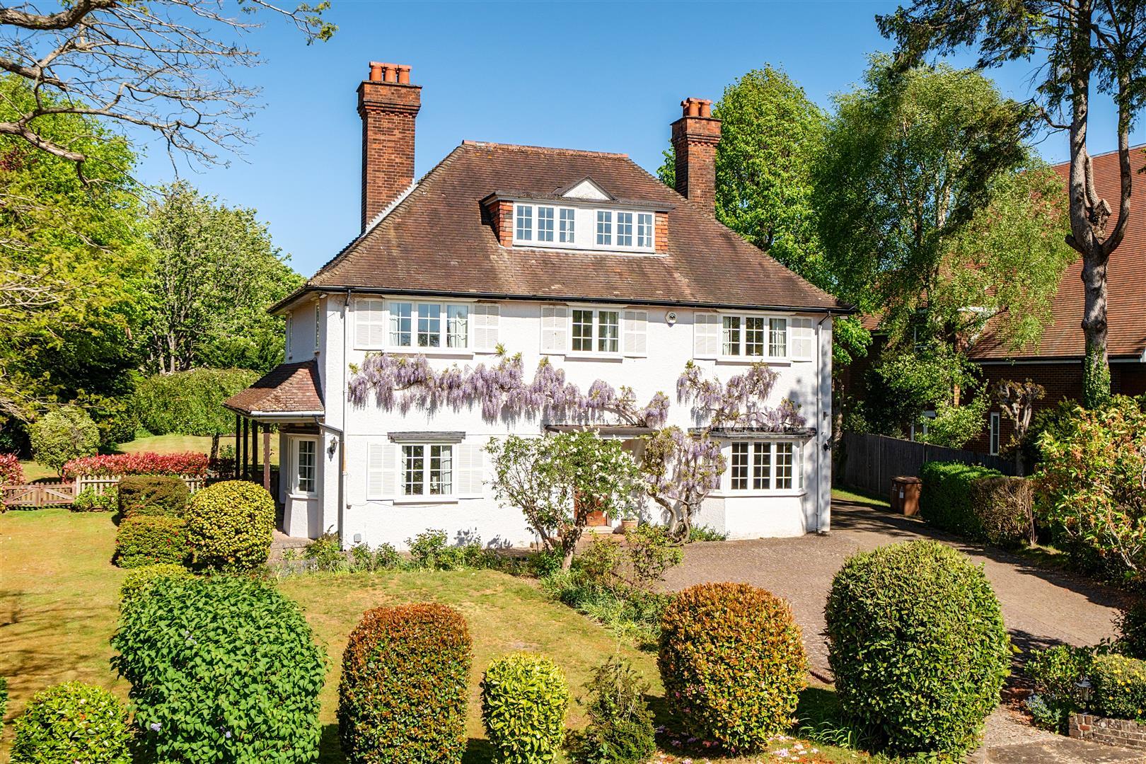 Property Image 71e42304-efb0-4f37-9a8b-33f3681646ee