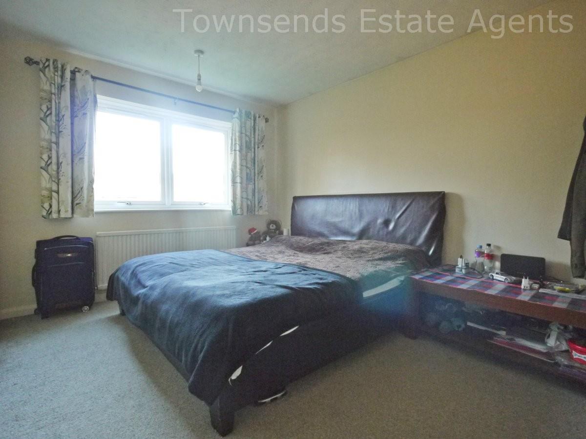 Property Image 71e6d3e9-29ca-47ff-a0a4-739fb98cb372