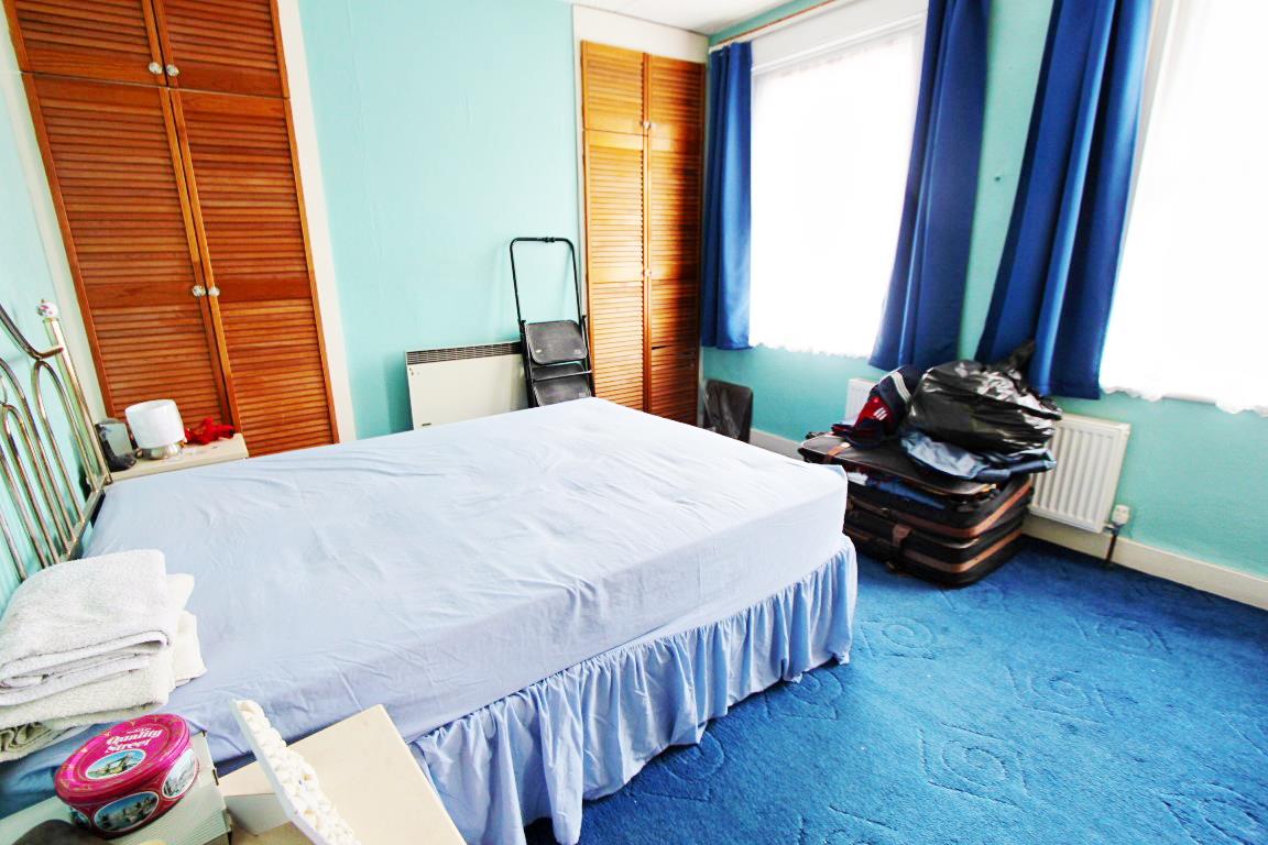 Property Image 71e86aae-a282-4895-a86b-c443aea4a1bd