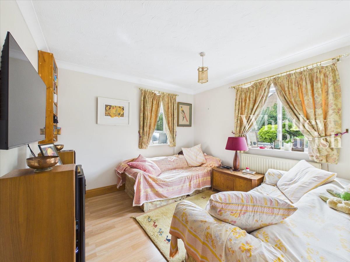 Property Image 71efbdf4-e5a6-464f-807c-6b2a693f4762
