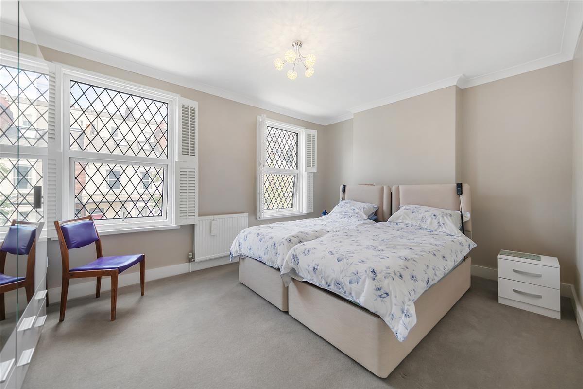 Property Image 71f6ac62-2ee3-400d-9c84-4a1ed9385b6e