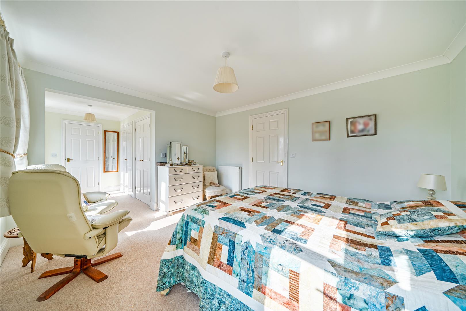 Property Image 71fbbb9c-07b9-4fa8-89e6-7d3a0e1af89d